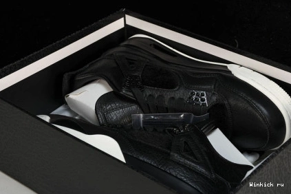 4 Retro Black Hair Pony Jordan 0727